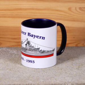 Marine-Tasse Zerstörer Bayern mit Silhouette